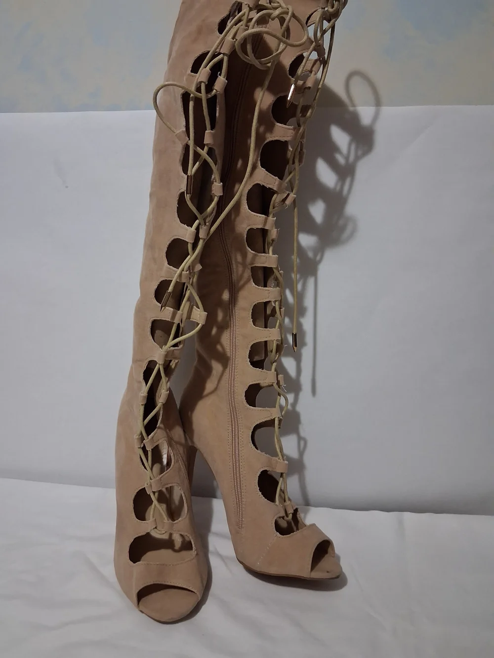 MIA tall lace